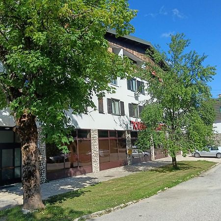 Apartamento Tisa Self Check In Plitvička Jezera Exterior foto